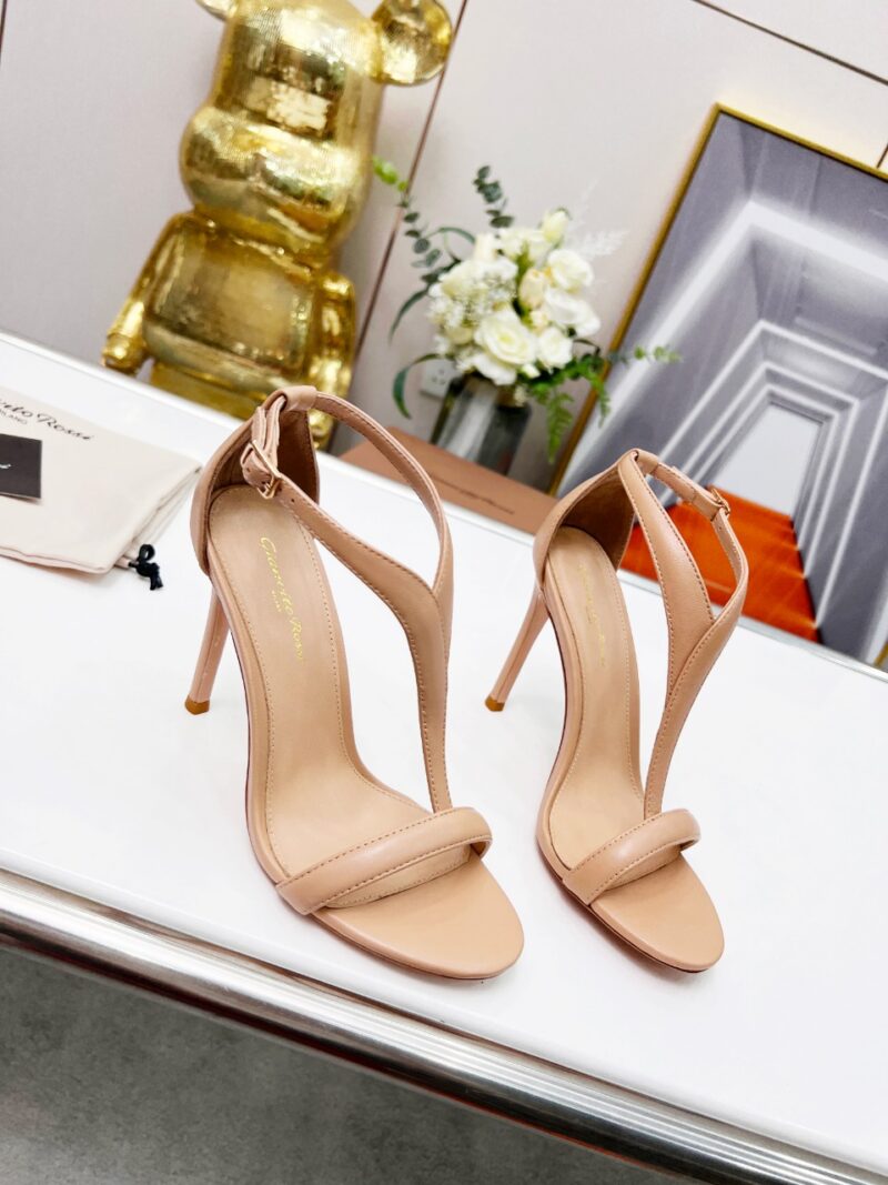 Gianvito Rossi Heels