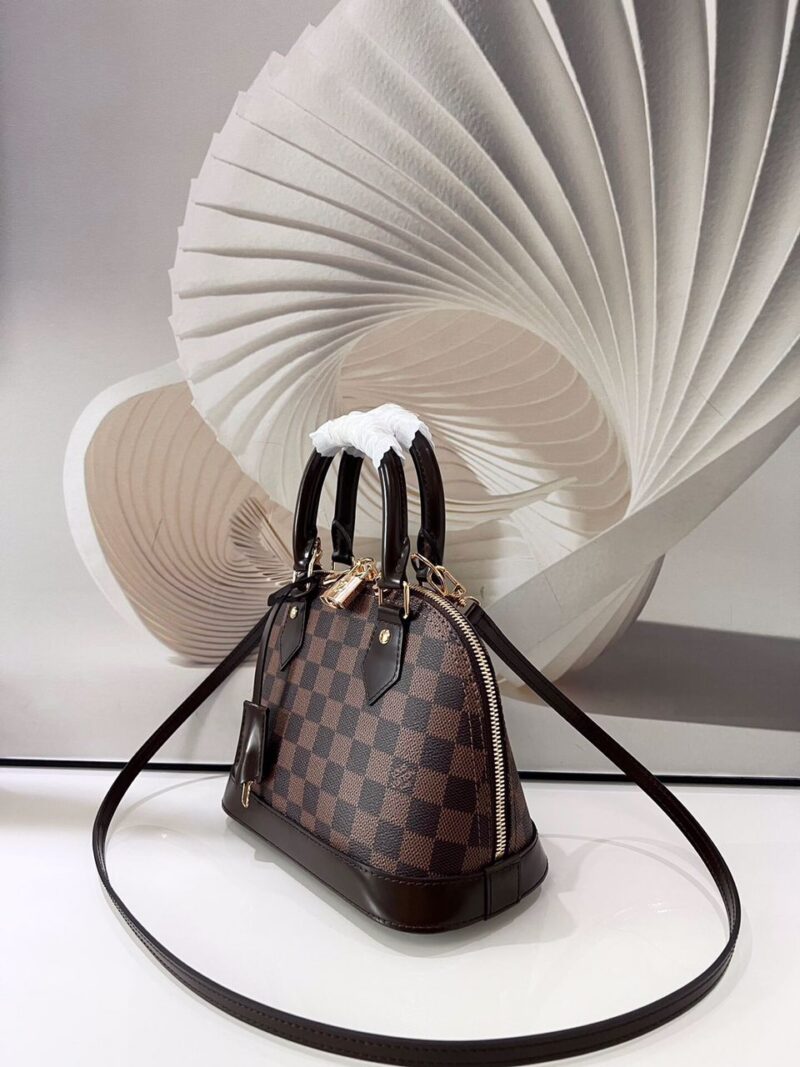 Louis Vuitton Alma BB