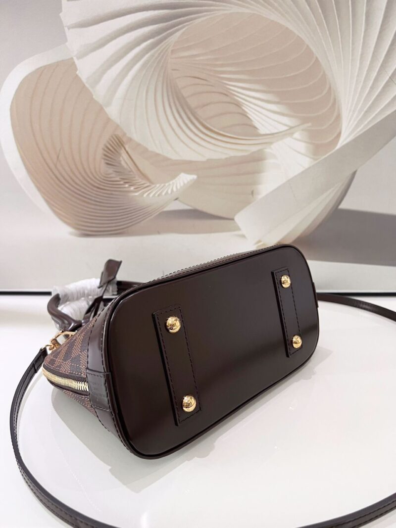 Louis Vuitton Alma BB