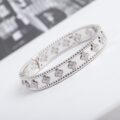 Van Cleef & Arpels Bracelets