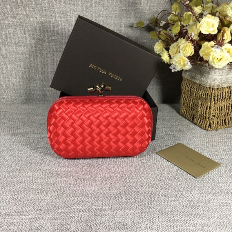 Bottega Veneta Clutch (Short)