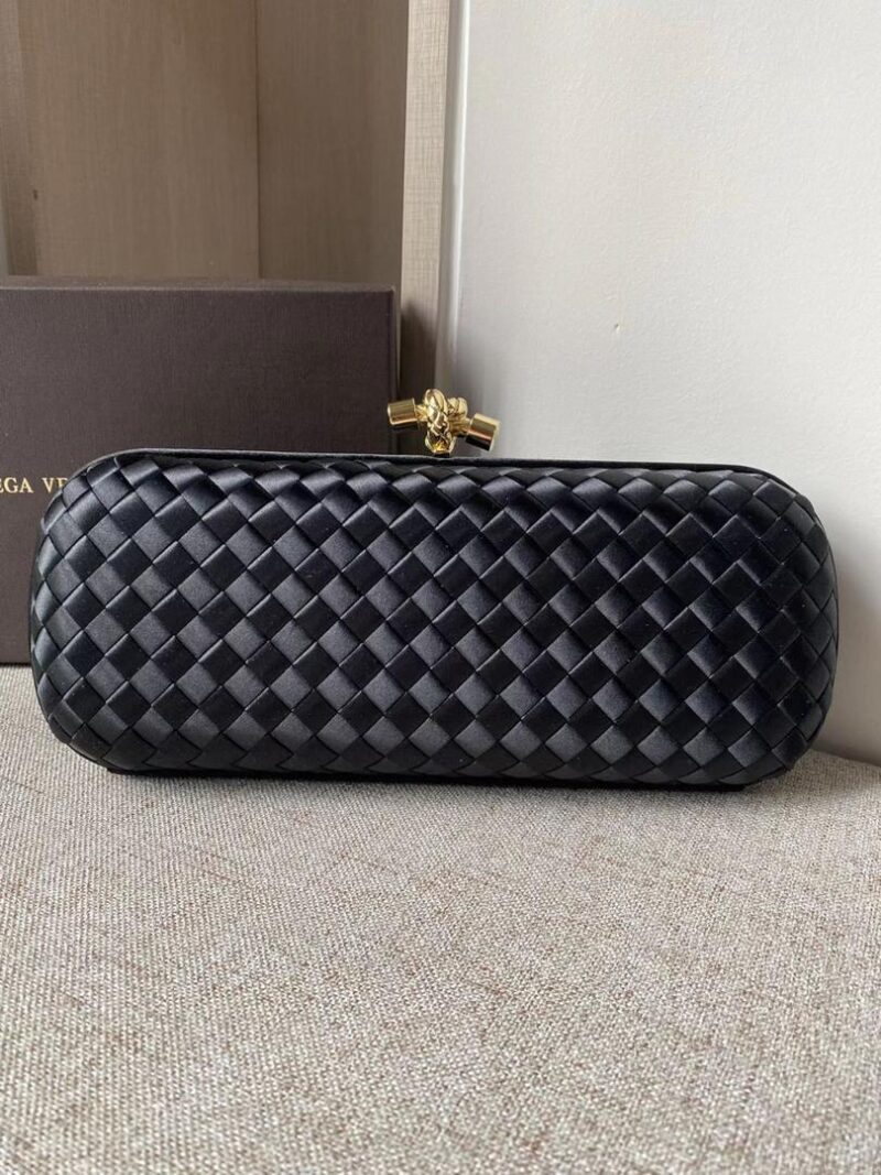Bottega Veneta Clutch (Long)