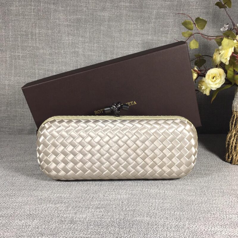 Bottega Veneta Clutch (Long)